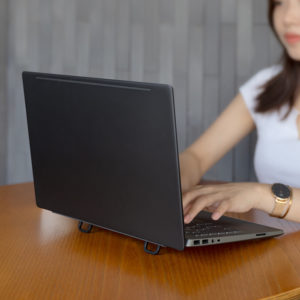 NILLKIN βάση για laptop & tablet 6902048203068, μαύρη, 2τμχ | Αξεσουάρ για Laptop | elabstore.gr