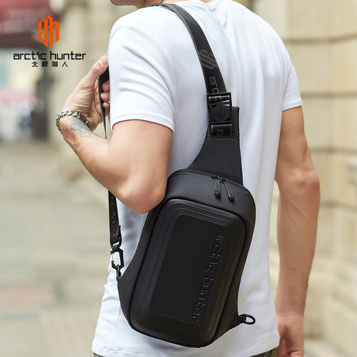 ARCTIC HUNTER τσάντα Crossbody XB00126, αδιάβροχη, μαύρη | eLabstore.gr ARCTIC HUNTER τσάντα Crossbody XB00126, αδιάβροχη, μαύρη | Προσωπική Φροντίδα | elabstore.gr