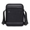ARCTIC HUNTER τσάντα ώμου K00162 με θήκη tablet, αδιάβροχη, 4.62L, μαύρη | Προσωπική Φροντίδα | elabstore.gr