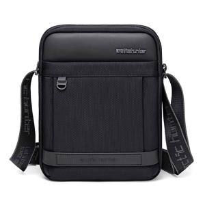 ARCTIC HUNTER τσάντα ώμου K00162 με θήκη tablet, αδιάβροχη, 4.62L, μαύρη | Προσωπική Φροντίδα | elabstore.gr