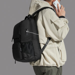 ARCTIC HUNTER τσάντα πλάτης B00532 με θήκη laptop 15.6", 28L, μαύρη | eLabstore.gr