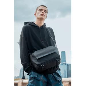 ARCTIC HUNTER τσάντα ώμου K00152 με θήκη tablet, 13L, μαύρη | Προσωπική Φροντίδα | elabstore.gr