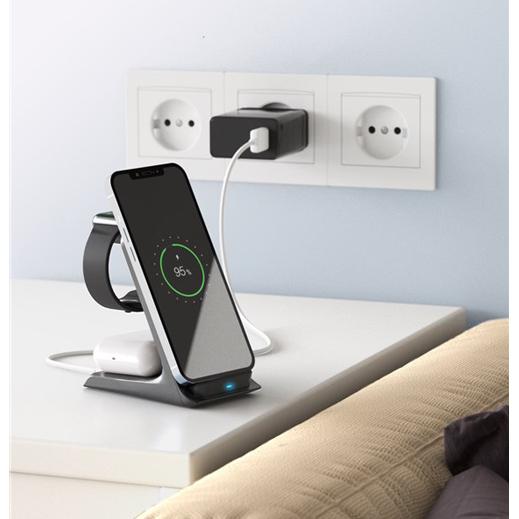 GOOBAY ασύρματος φορτιστής 60217, 3 σε 1, Qi-compatible, 15W, μαύρος | eLabstore.gr GOOBAY ασύρματος φορτιστής 60217, 3 σε 1, Qi-compatible, 15W, μαύρος | Αξεσουάρ κινητών | elabstore.gr