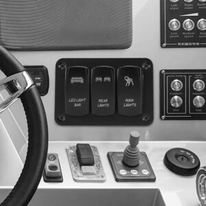 POWERTECH πάνελ σκαφών PTL-018 με 3x διακόπτες φώτων, IP65 | Εργαλεία | elabstore.gr