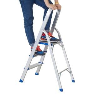 HOME USE σκάλα αλουμινίου HUH-0201 με 2+1 σκαλοπάτια, EN131 TUV, 117.5cm | Αναλώσιμα - Είδη Γραφείου | elabstore.gr