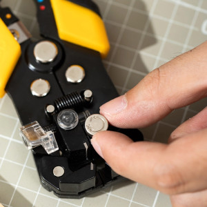 DELI απογυμνωτής καλωδίων DL2018, 0.2-6mm², 205mm | Εργαλεία | elabstore.gr
